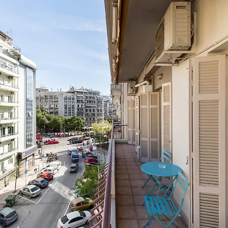 Danae By Halu! 2-bedroom In The Center * Thessaloniki