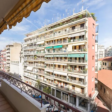 Danae By Halu! 2-bedroom In The Center Appartamento Salonicco